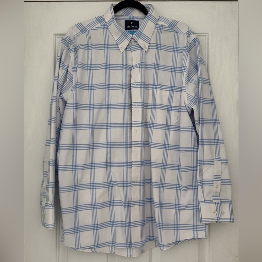 STAFFORD COOLMAX Men’s Dress Shirt